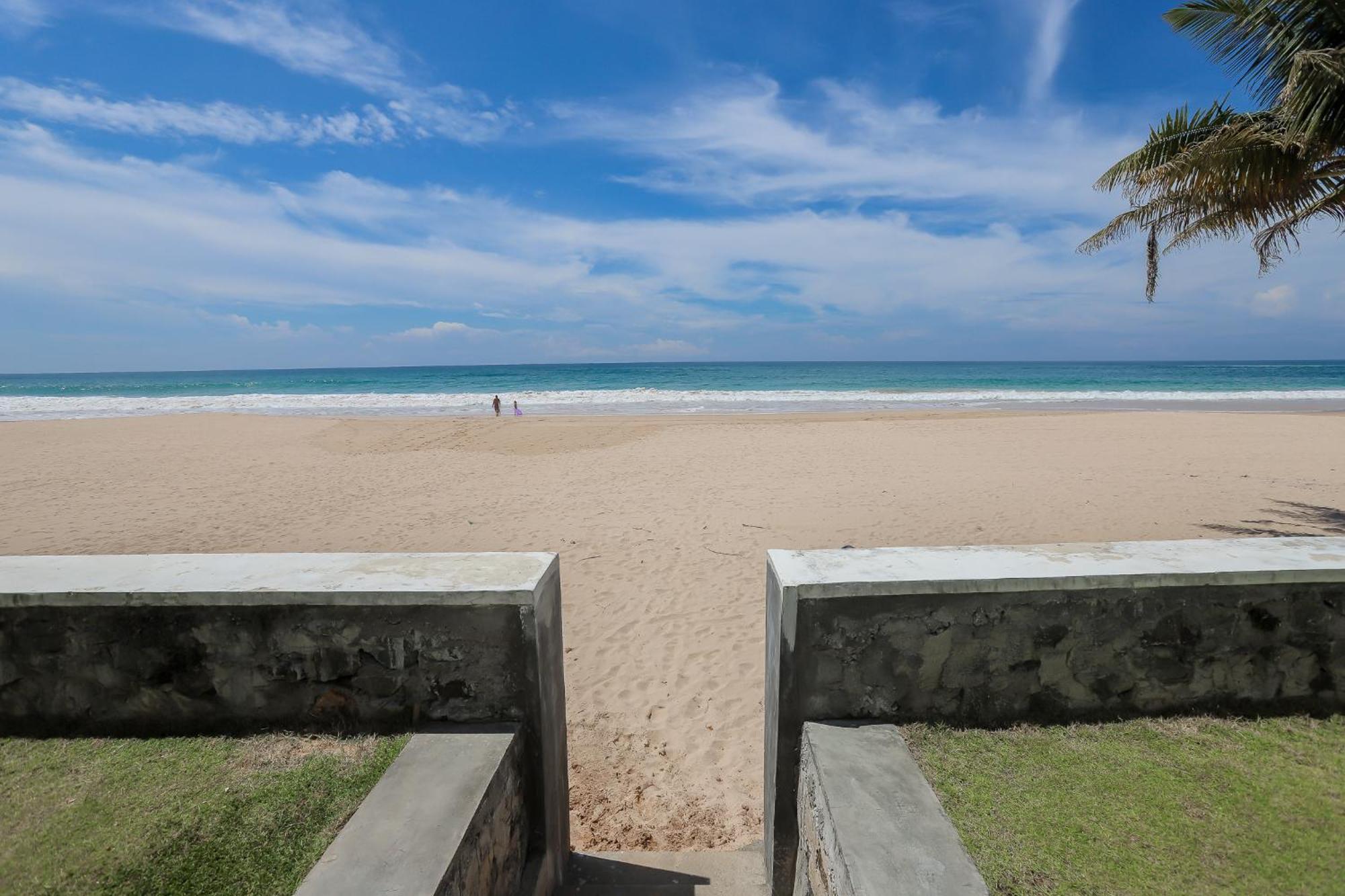 Bieshu Beach Hive Habaraduwa Central Kültér fotó